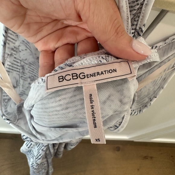 BCBGeneration Floral Wrap Dress in Blue and White - Picture 3 of 9